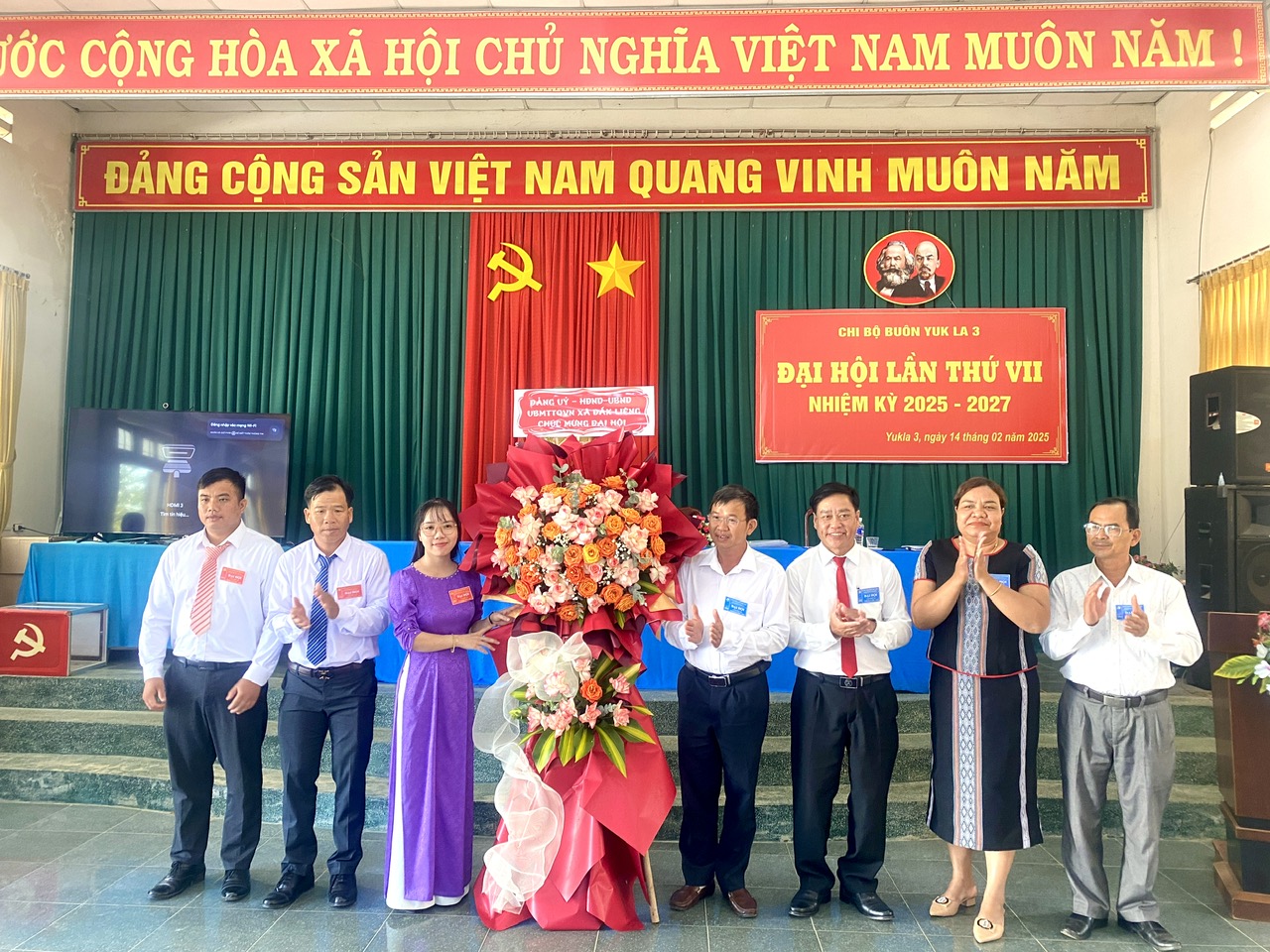 ĐẠI HỘI CHI BỘ BUÔN YUK LA 3, XÃ ĐẮK LIÊNG LẦN THỨ VII, NHIỆM KỲ 2025 -2027